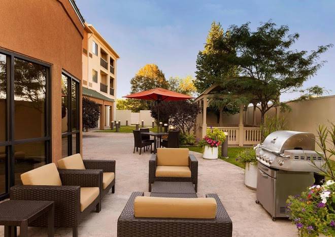 Courtyard by marriott peoria