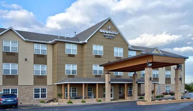 Country inn & suites by radisson moline airport il