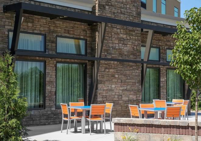 Holiday inn express moline quad cities