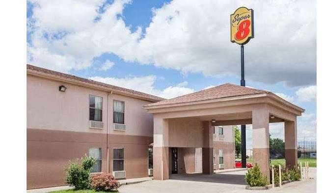 Super 8 by wyndham harrisburg