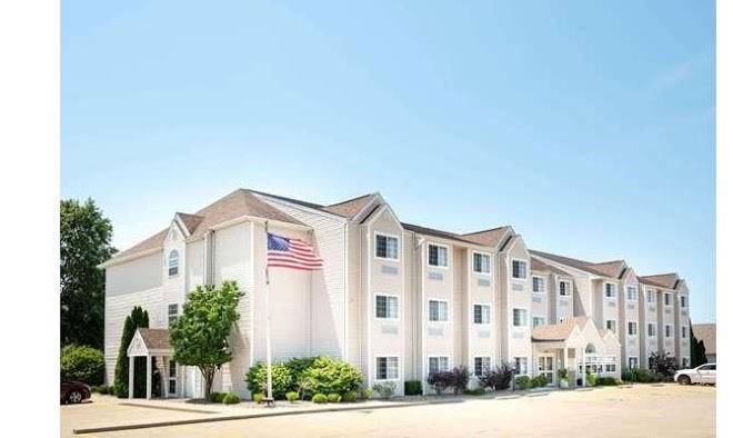 Microtel inn & suites by wyndham springfield