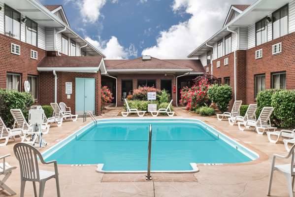 Super 8 by wyndham o'fallon