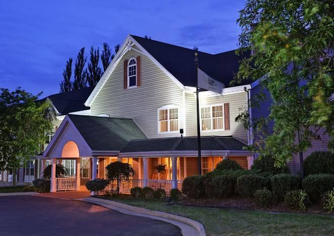 Country inn & suites by radisson freeport il