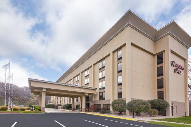 Hampton inn peoria east at the river boat crossing