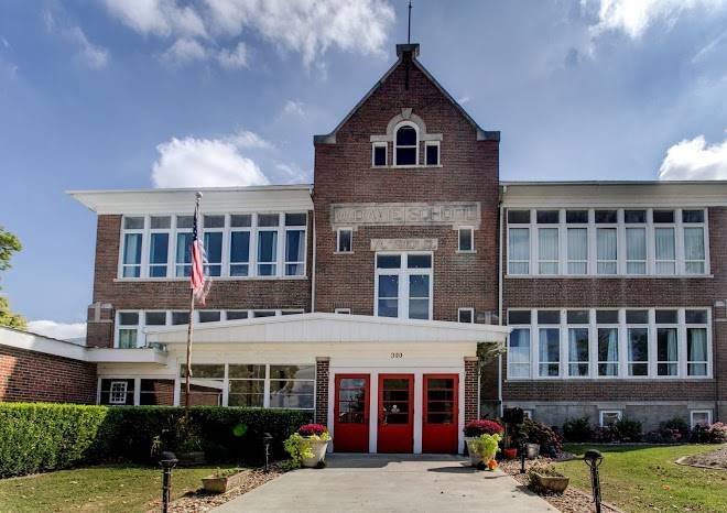 Davie school inn