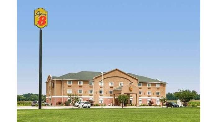 Super 8 by wyndham grayville