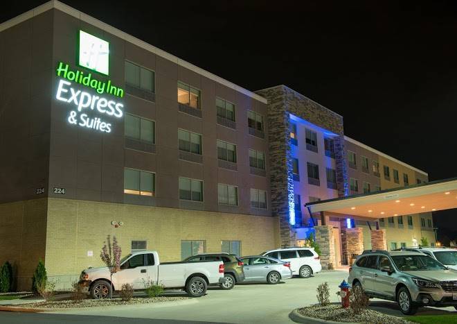 Holiday inn express & suites orland park mokena