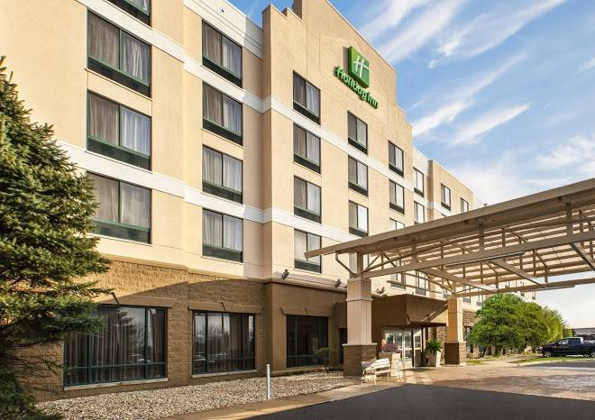 Holiday inn & suites bolingbrook