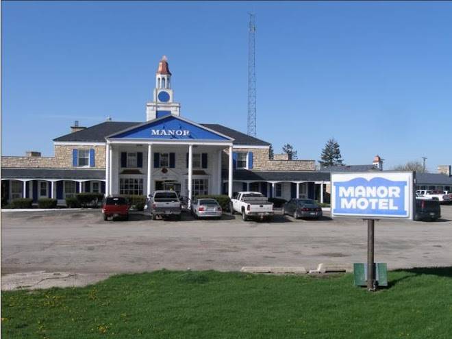 Manor motel