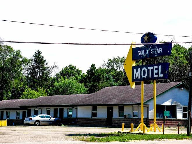 Gold star motel