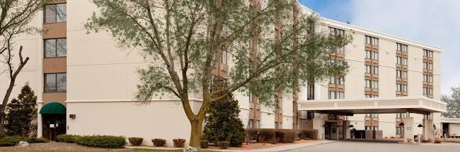 Holiday inn Rockford i-90 & Rt 20 State St