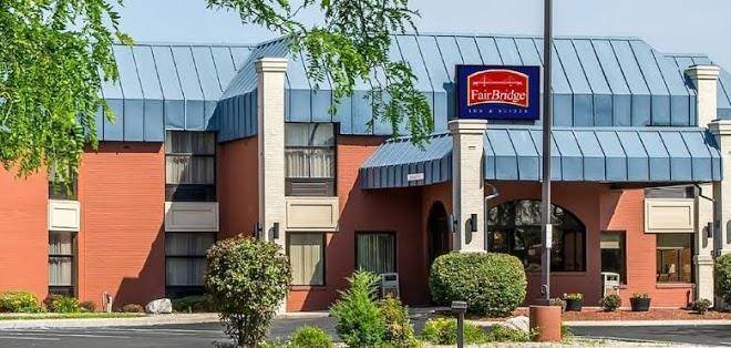 Fairbridge inn & suites
