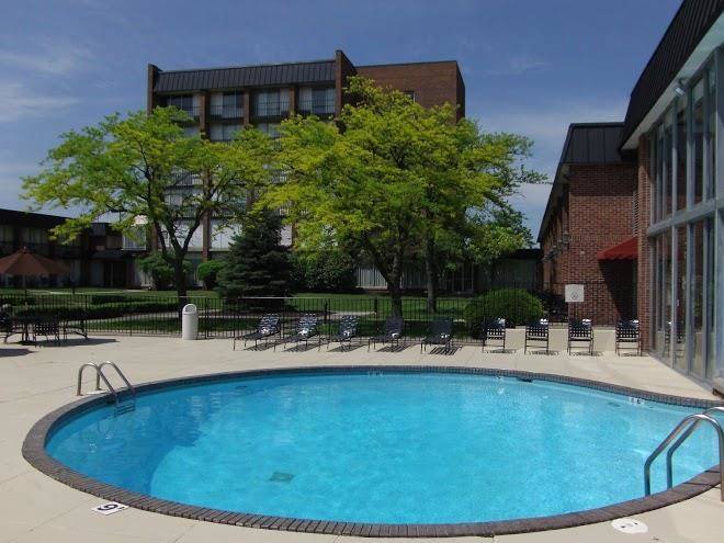 Ramada plaza by wyndham fort wayne hotel & conference center