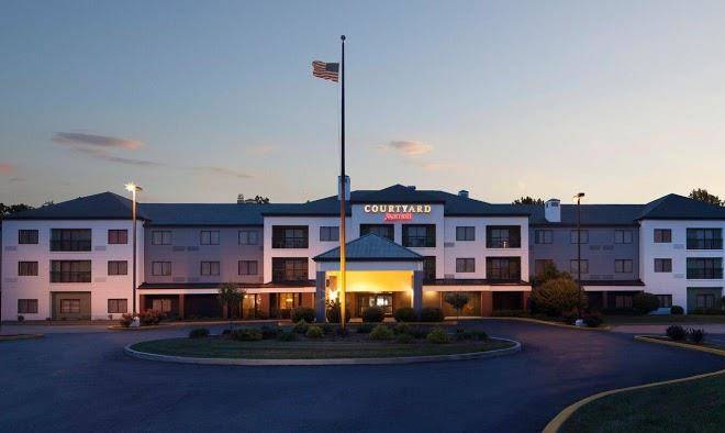 Courtyard by marriott columbus tipton lakes