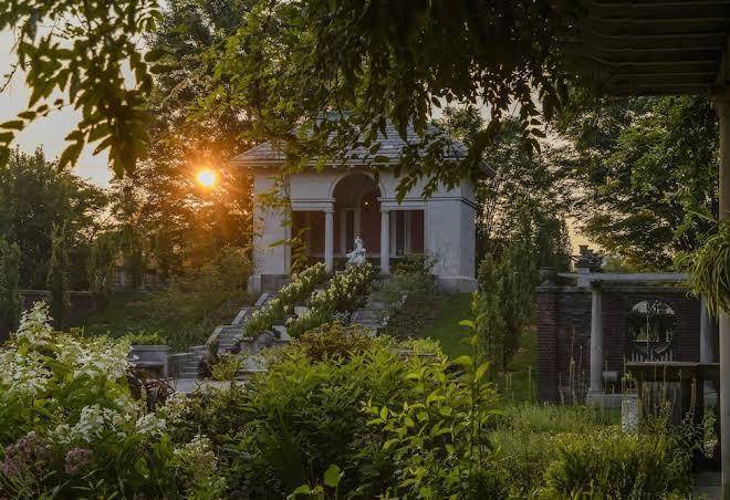 Inn At Irwin Gardens Image