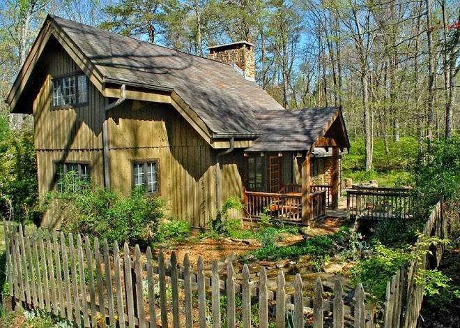 Robinwood inn
