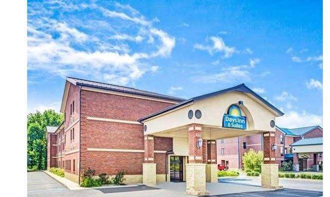 Days inn & suites by wyndham jeffersonville in