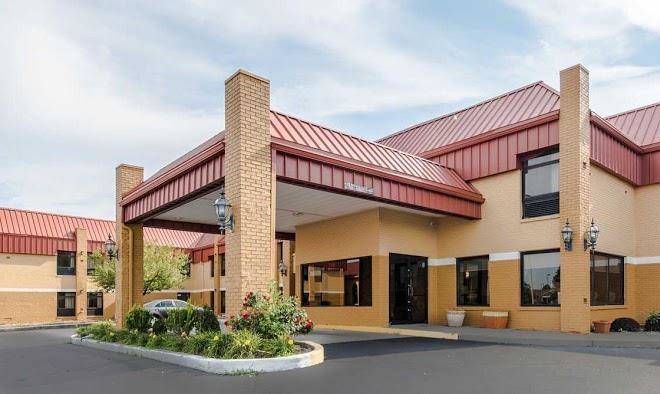 Quality inn & suites muncie i 69