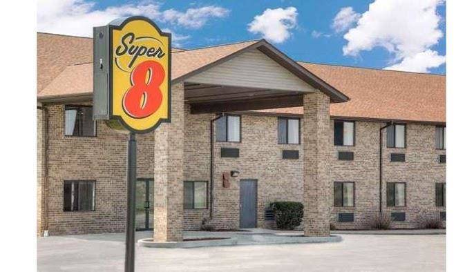 Super 8 by wyndham gas city marion area