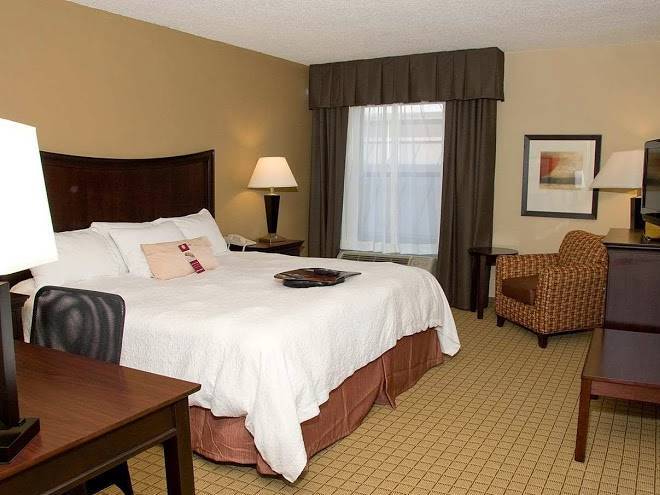 Hampton inn corydon
