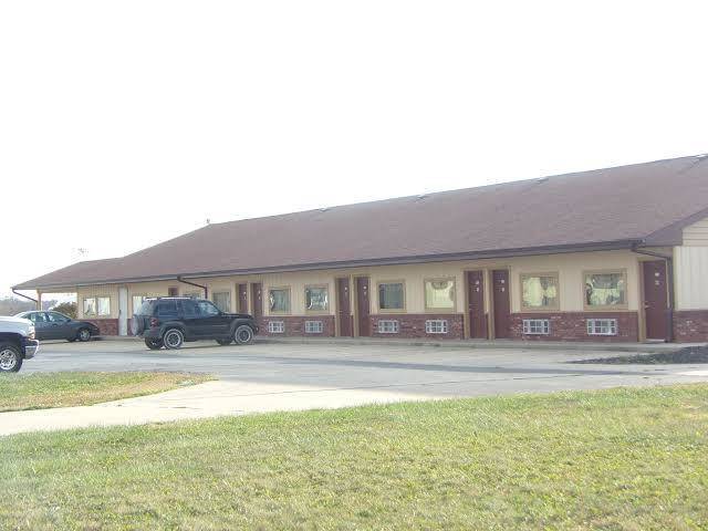 Huggy Bear Motel Warren Image