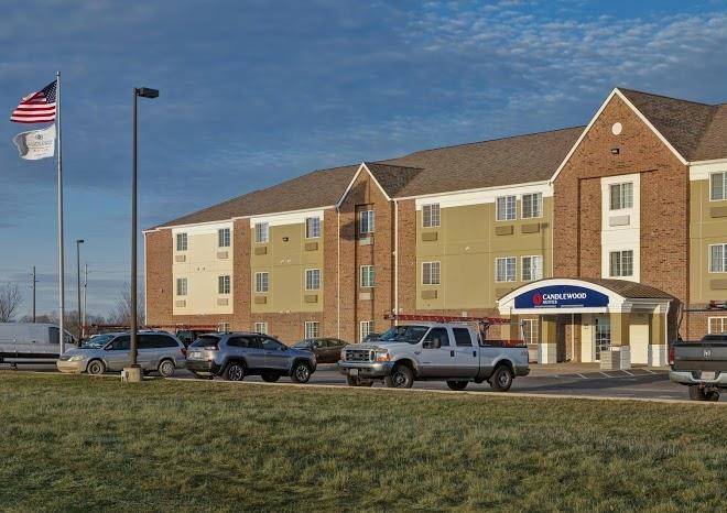 Candlewood Suites Indianapolis South Image