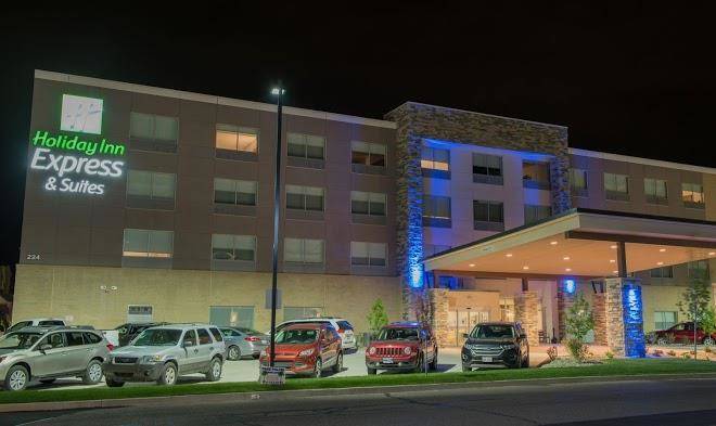Holiday inn express & suites warsaw e center