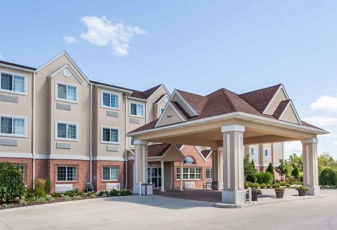 Microtel Inn & Suites By Wyndham Michigan City Image