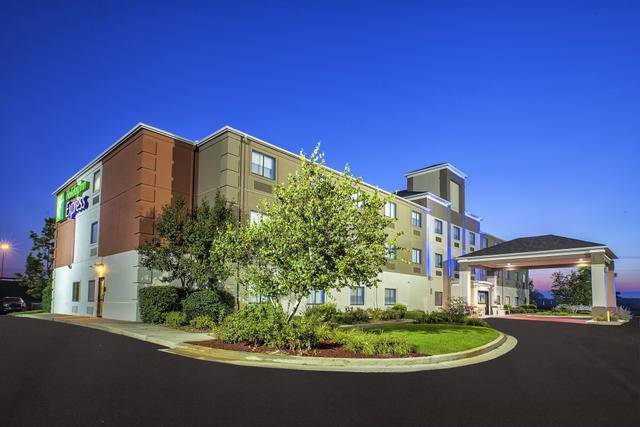 Holiday inn express howe