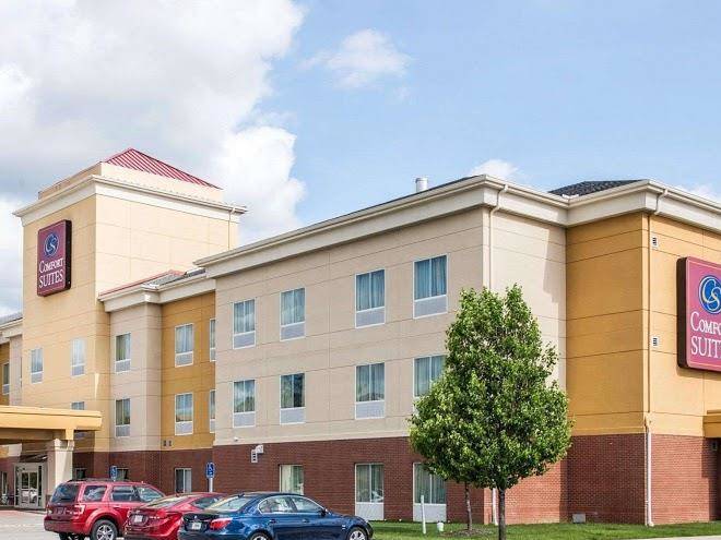 Comfort suites near indianapolis airport