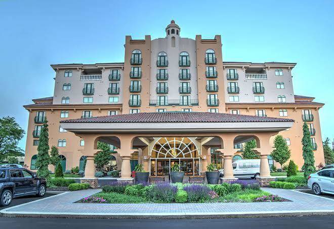 Embassy suites by hilton indianapolis north