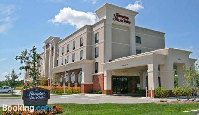 Hampton inn & suites indianapolis airport