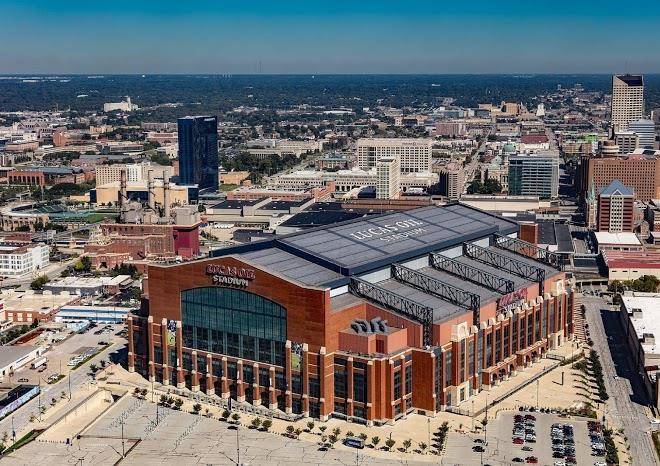 Holiday inn express & suites indianapolis dtn conv ctr area