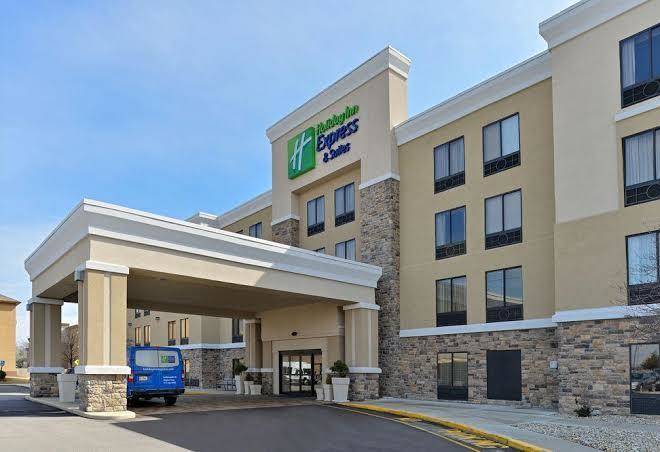 Holiday inn express & suites indianapolis w airport area
