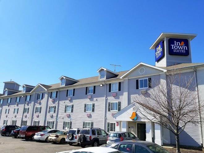 Intown suites extended stay indianapolis in michigan road