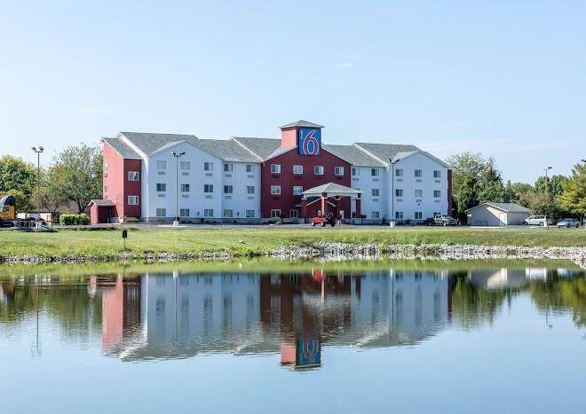 Motel 6 indianapolis in southport