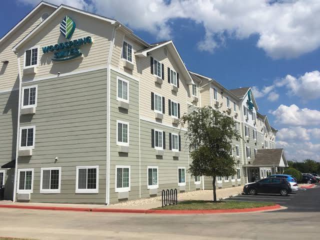 Woodspring suites indianapolis airport