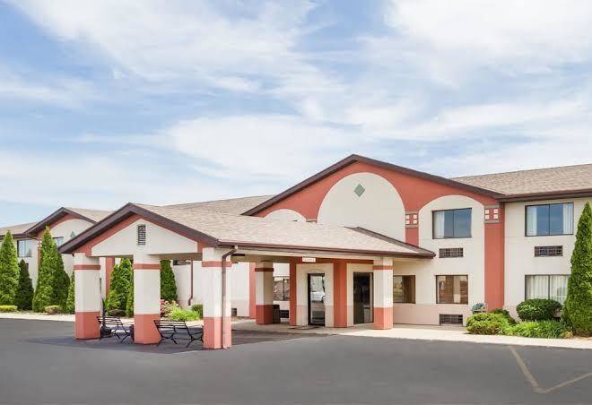 Super 8 by wyndham plymouth