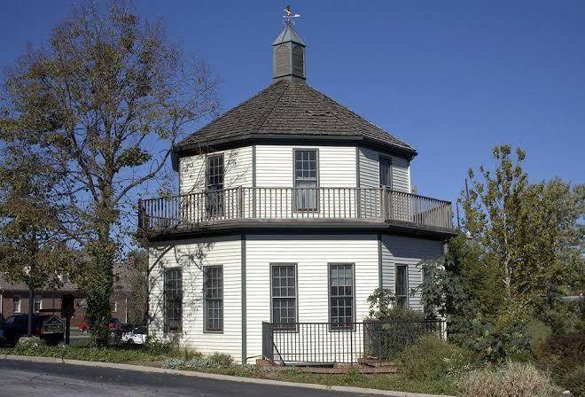 Century Suites Image