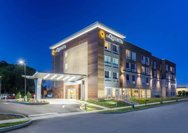 La quinta inn & suites by wyndham bloomington