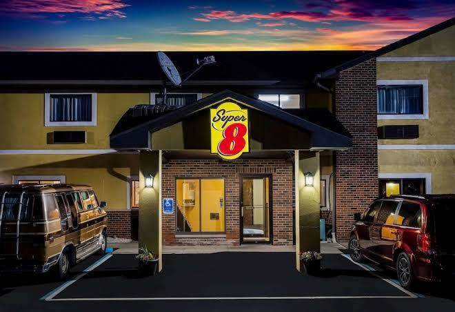 Super 8 crawfordsville