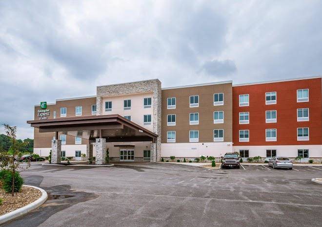 Holiday Inn Express & Suites South Bend South Image