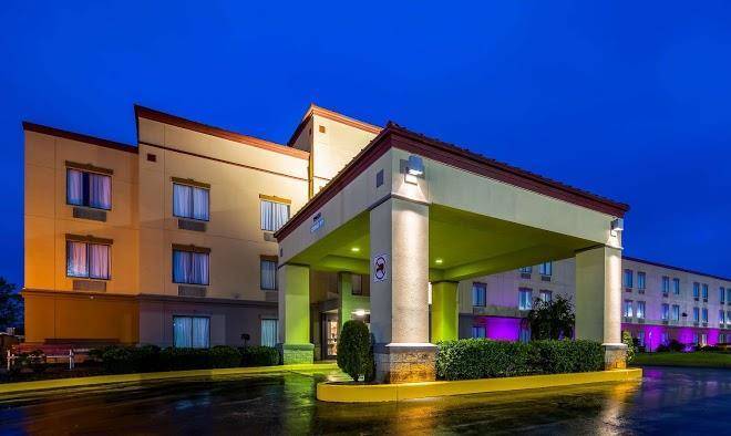 Surestay Plus Hotel By Best Western Evansville Image