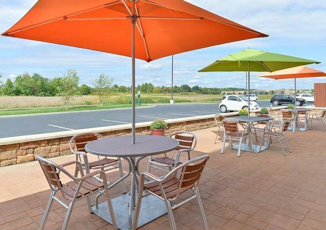 Holiday Inn Express & Suites Terre Haute Image