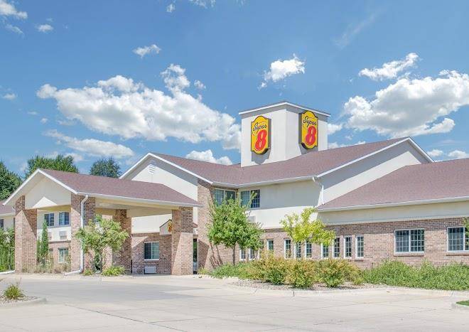 Super 8 by wyndham cedar falls