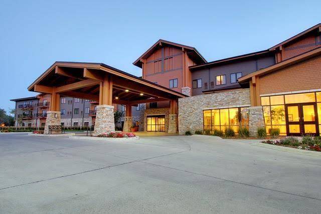 King's Pointe Resort Image