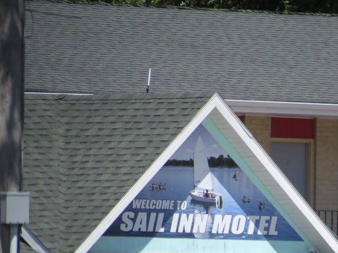 Sail inn motel