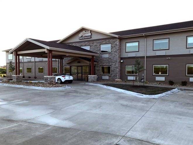 Legend trail inn & suites
