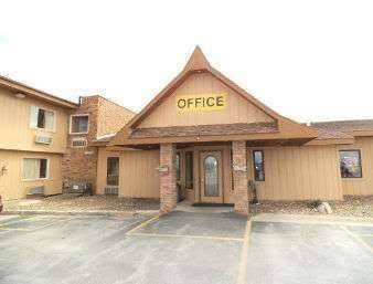 Days inn by wyndham west branch iowa city area