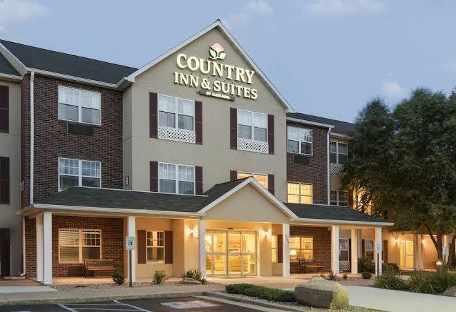 Country inn & suites by radisson mason city ia